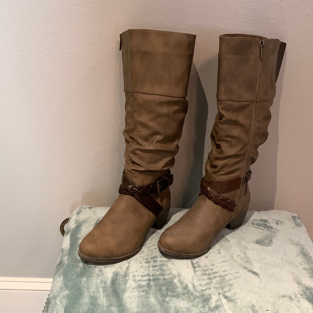 Lame Bryant, Wide Calf, 8 Wide